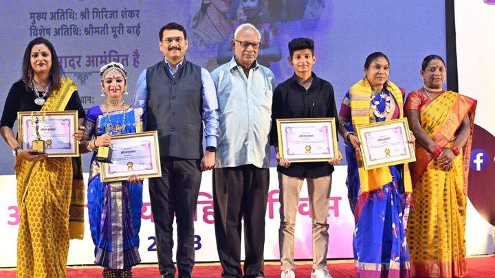 प्रदेश की पाँच महिलाओं को मिला "अहिल्या सम्मान 2023"